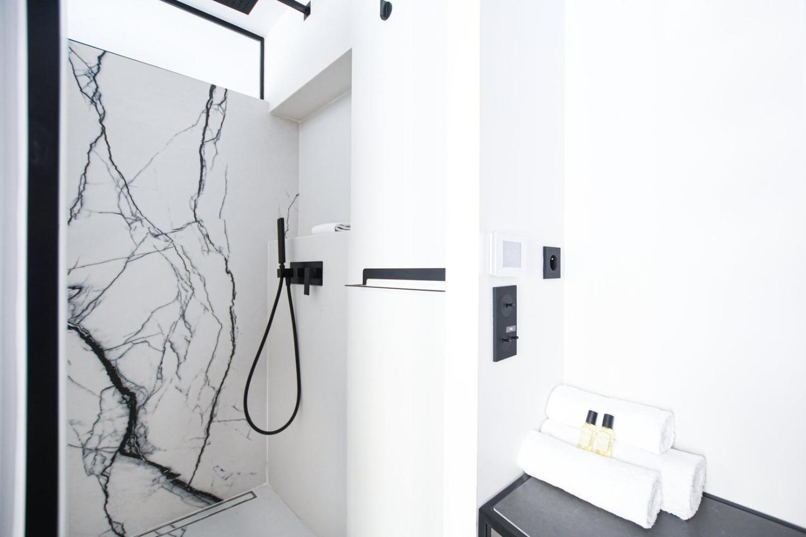 Modern Family Apartment Next To The Eiffel Tower Paris Extérieur photo