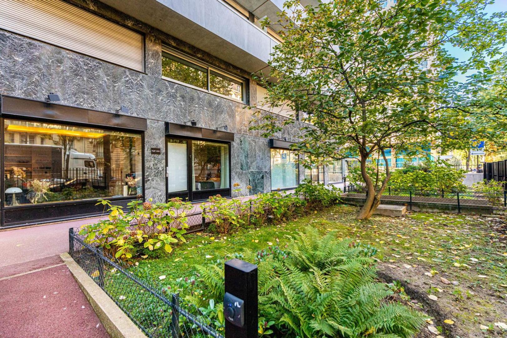 Modern Family Apartment Next To The Eiffel Tower Paris Extérieur photo